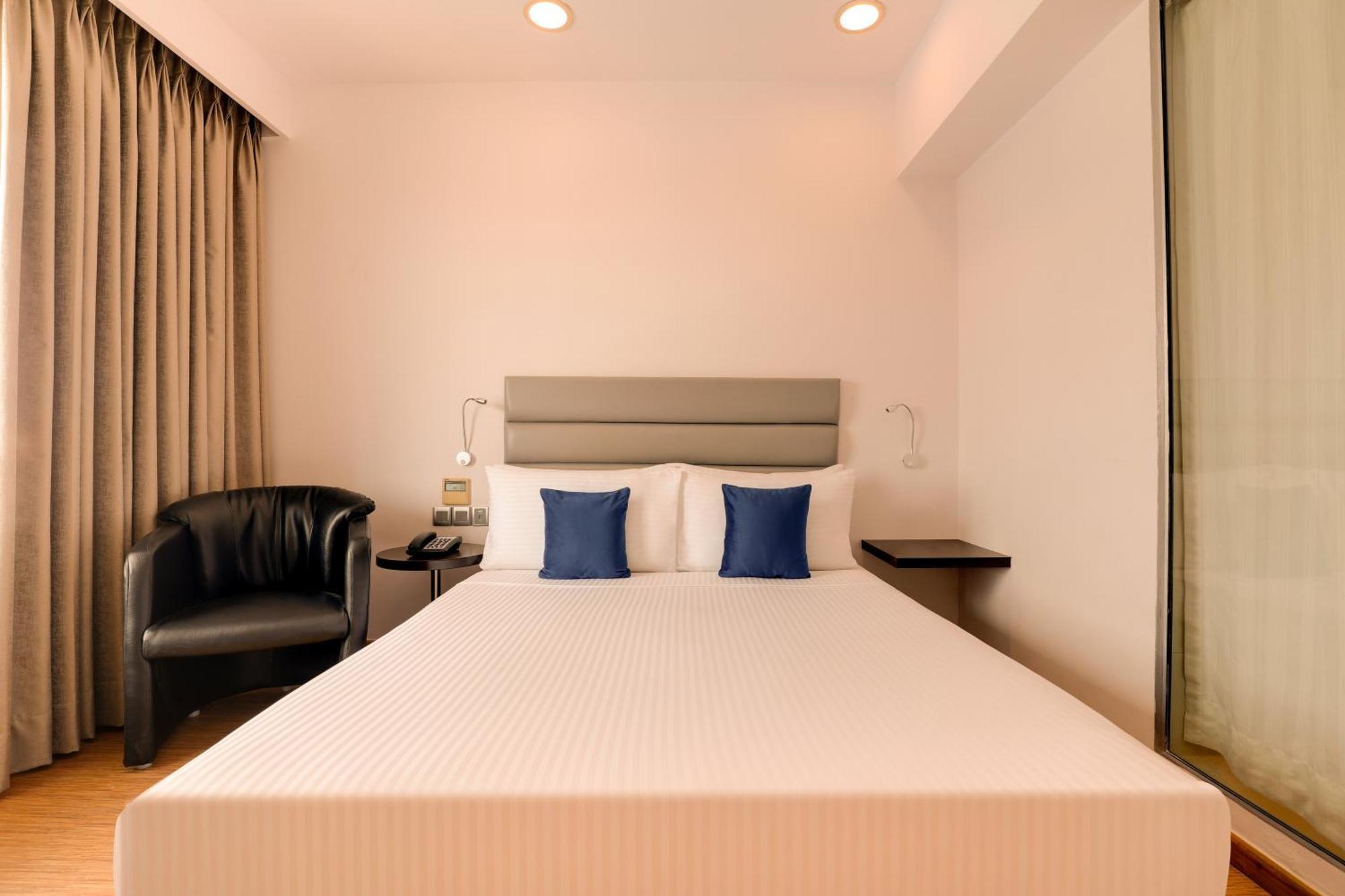 Keys Select By Lemon Tree Hotels, Hosur Road, Bengaluru Exterior foto