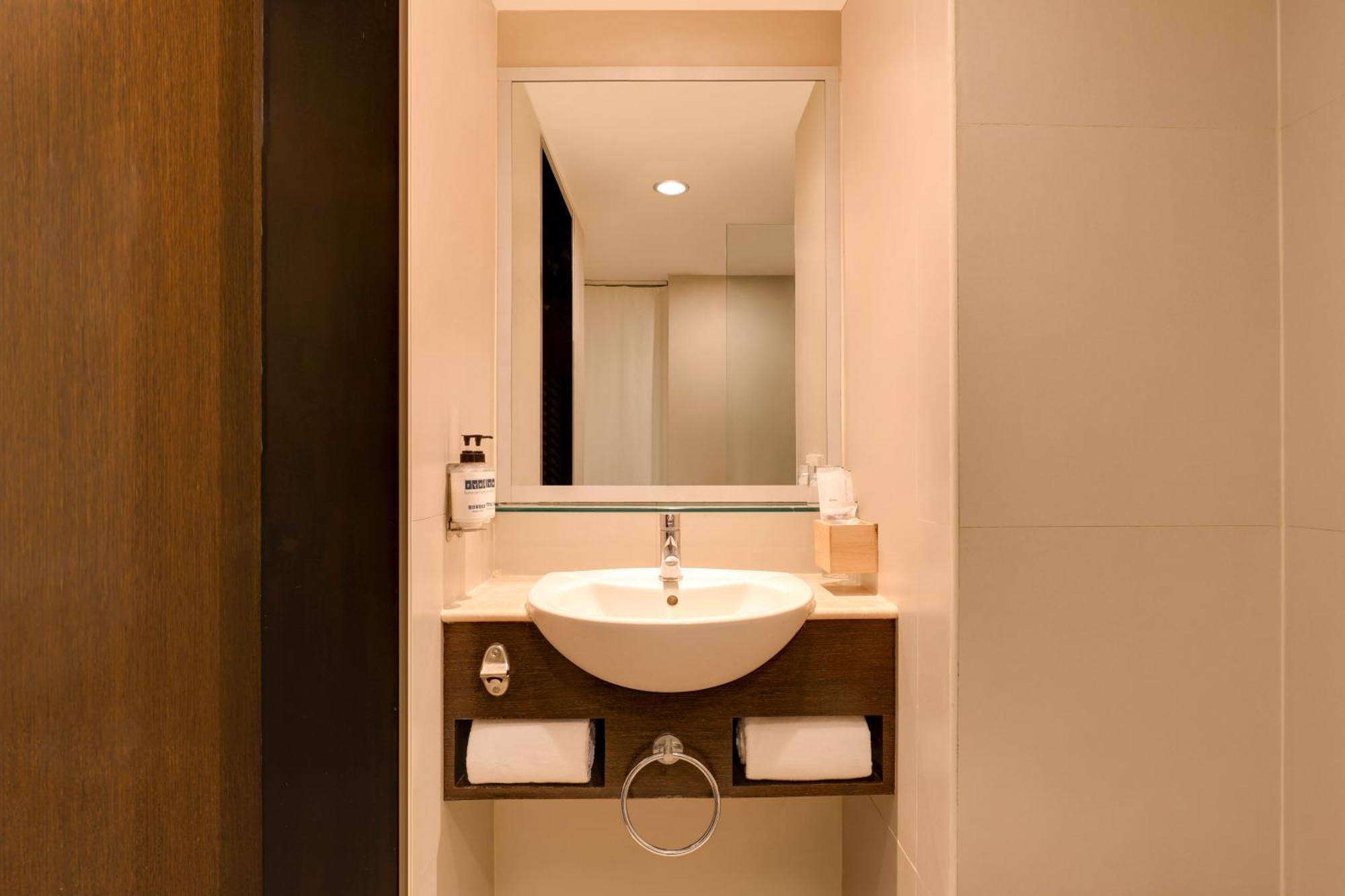 Keys Select By Lemon Tree Hotels, Hosur Road, Bengaluru Exterior foto