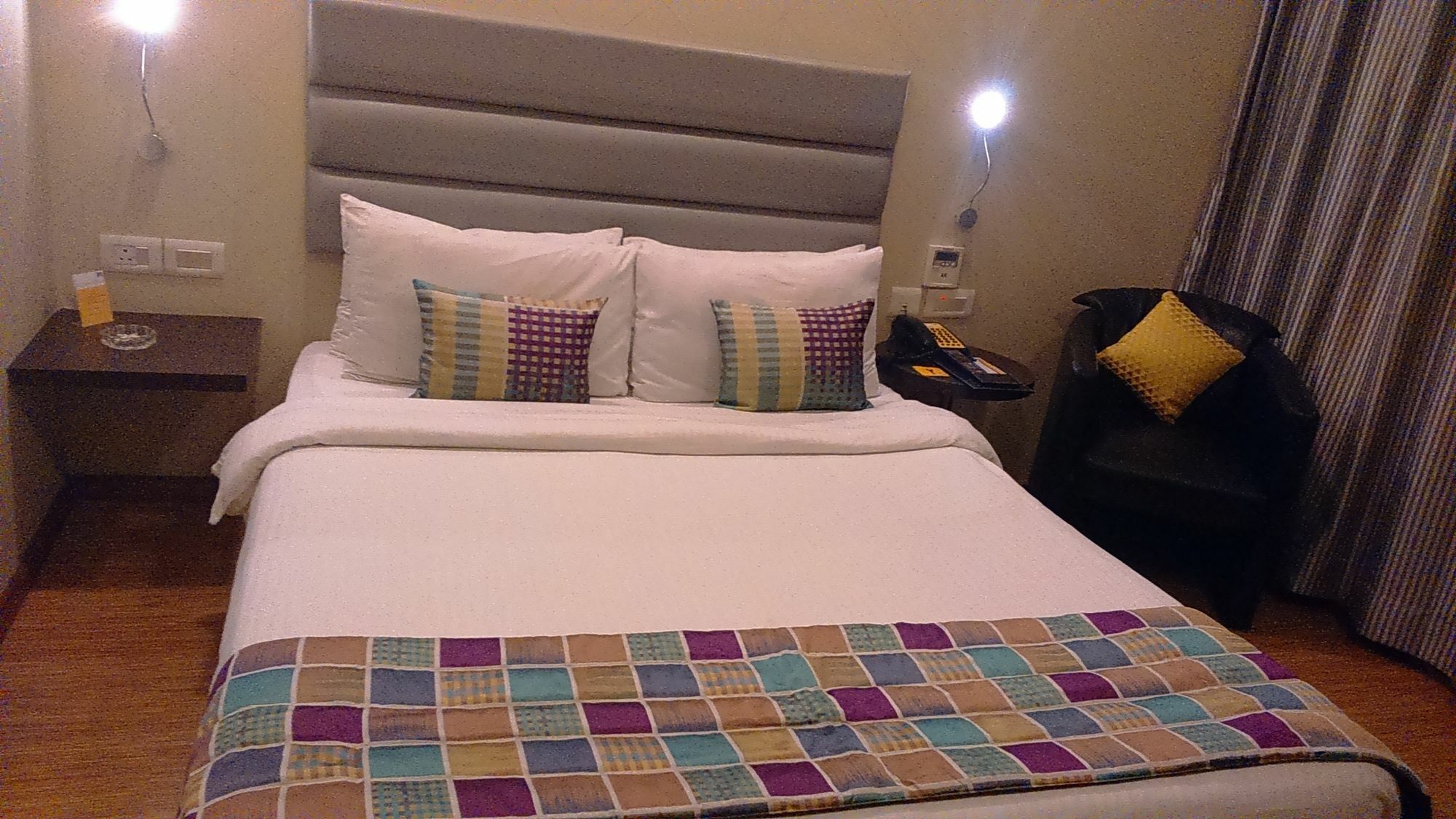 Keys Select By Lemon Tree Hotels, Hosur Road, Bengaluru Exterior foto
